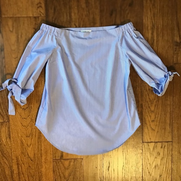 Aritzia Babaton Malik Off Shoulder Blouse XS - Picture 2 of 4